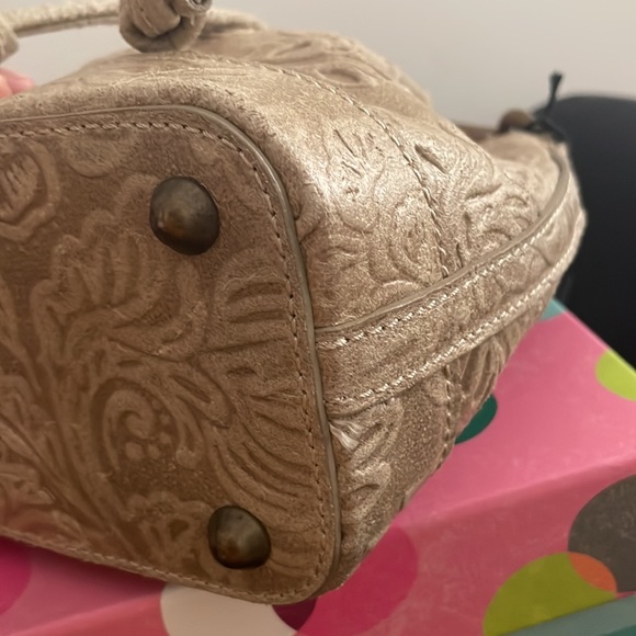 Valentina Fiore Bucket Bag - Picture 9 of 12